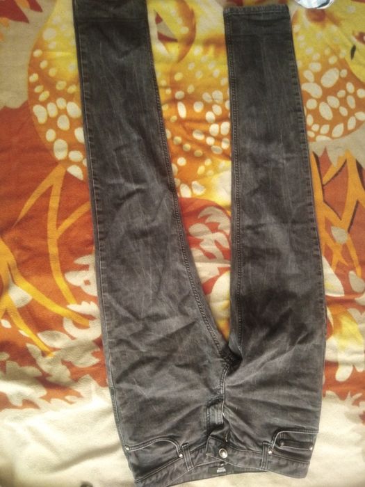 Sprzedam jeansy Versus Versace