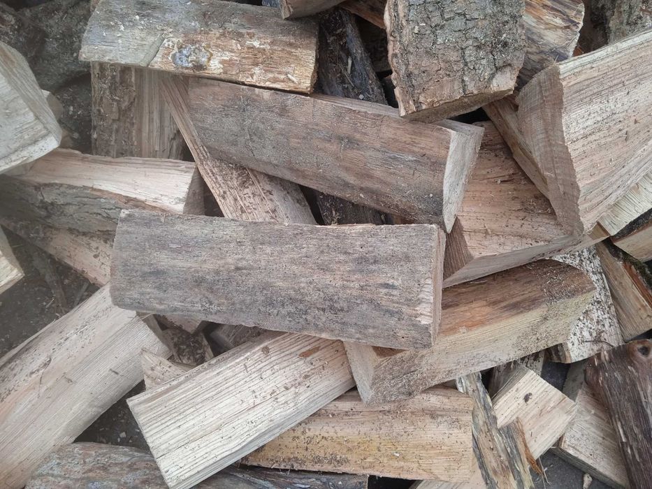Дрова дуб, граб, ясен сухі рубані,зложенні з документами
