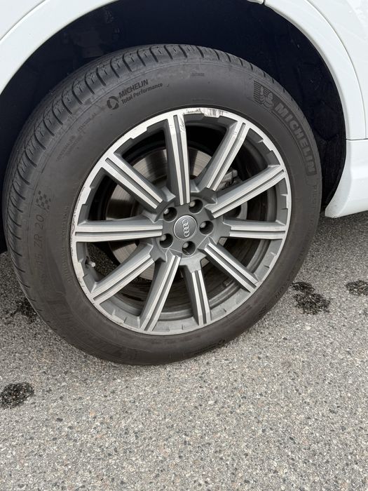 Audi Q7 premium plus