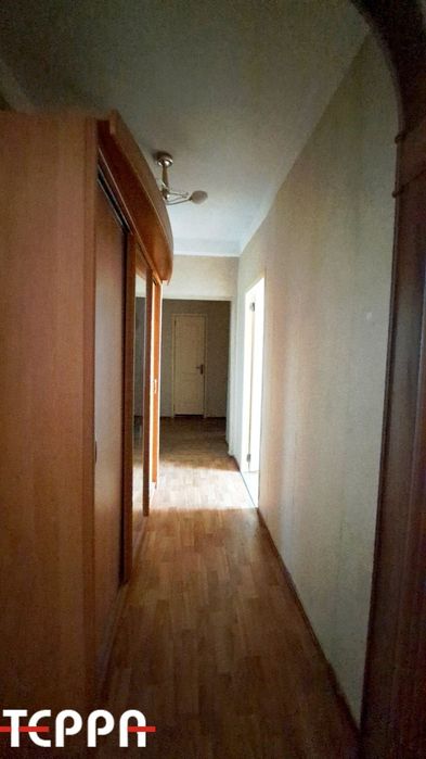 Продаж 3-кімнатної квартир на Пісках вул. Нагнибіди