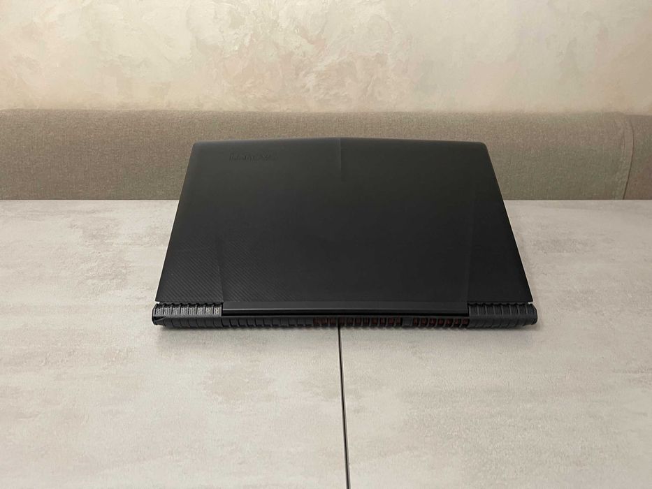 Ігровий ноутбук Lenovo Legion Y520-15IKBN, 15.6" FHD IPS, Intel Core i7-7700HQ, 16GB DDR4, 256GB NVMe SSD + 1TB HDD, NVIDIA GeForce GTX 1050 Ti 4GB