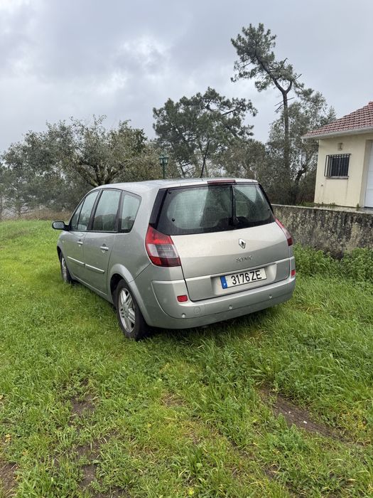 Senic 7 lugares  motor 1500 gasoleo