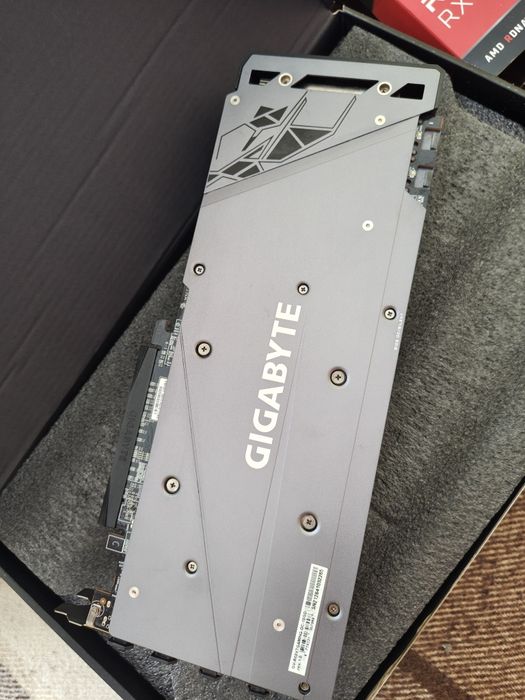 RX 6800 XT gigabyte