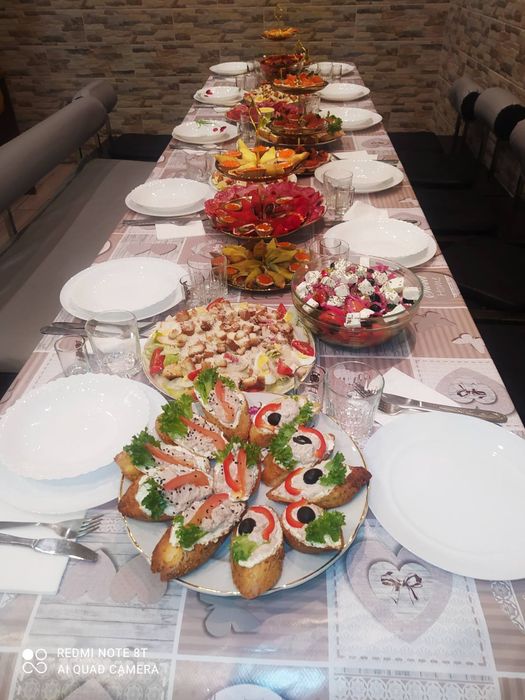 Дом для мероприятий бассейн, баня, генератор,до 45 чел. Почайна