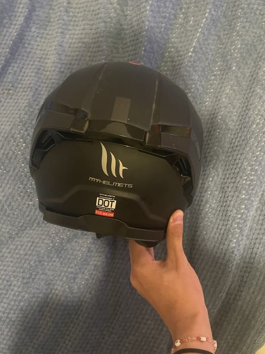 Kask thunder 4 malo uzywany z interkomem