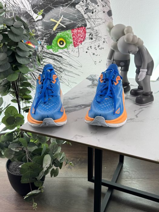 Кросівки Hoka Clifton 9 42.5 розмір Е12431