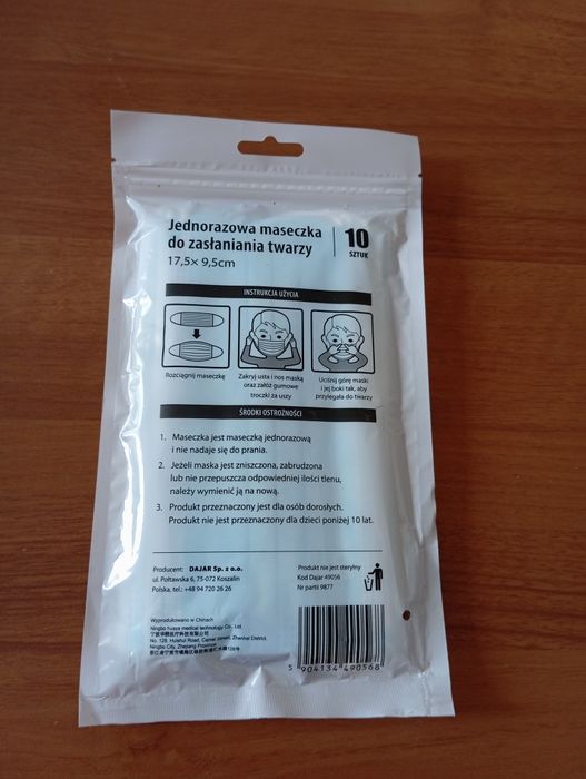 Maseczki jednorazowe Dajar 10 szt. w opakowaniu 17,5x9,5 cm