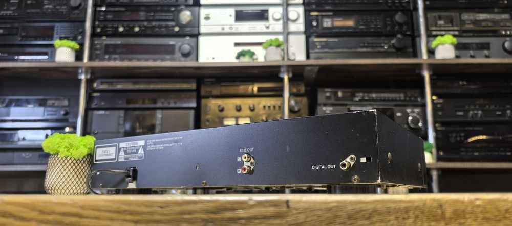 CD-програвач Philips CD 723