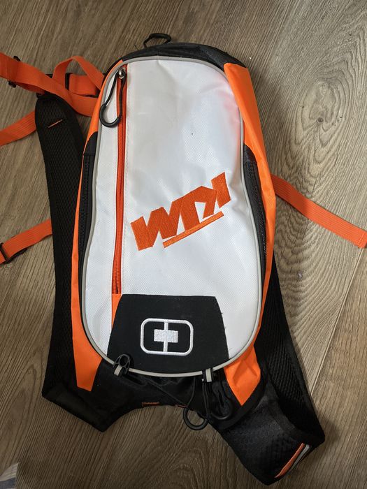 Мото рюкзак KTM с гидратором.