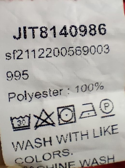 Elegancka czerwona koszula