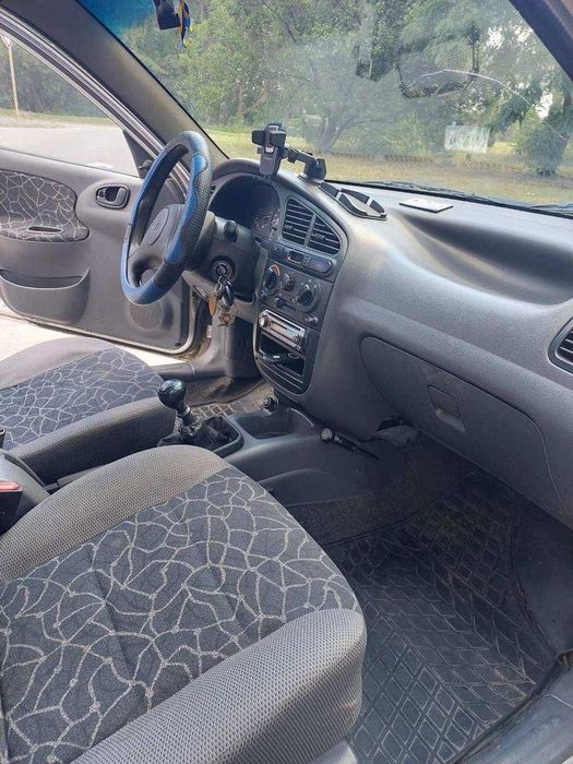 Daewoo Lanos 2004