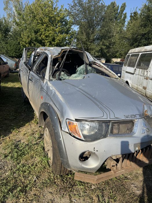 Разборка шрот запчасти Mitsubishi L200 06-14г 2.5d Л200 запчастини разбор по частям