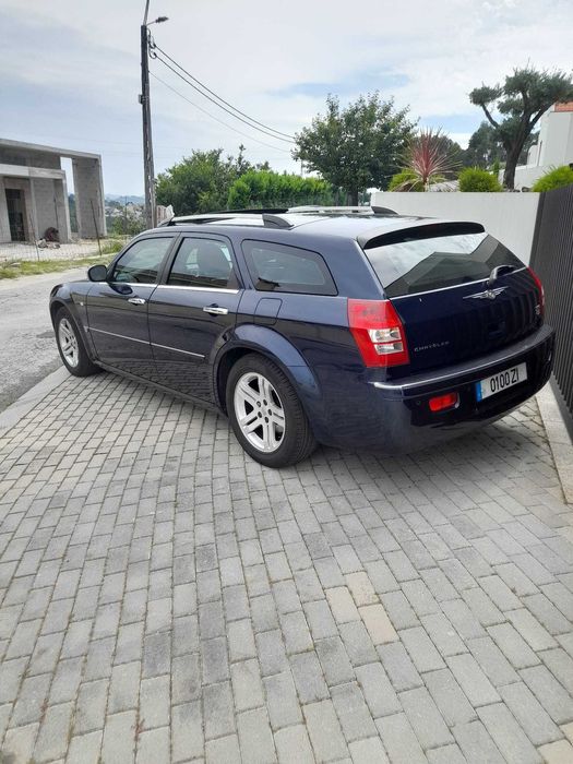 Exclusivo Chrysler 300c 2.7 V6