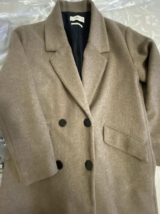 Пальто жіноче Mango