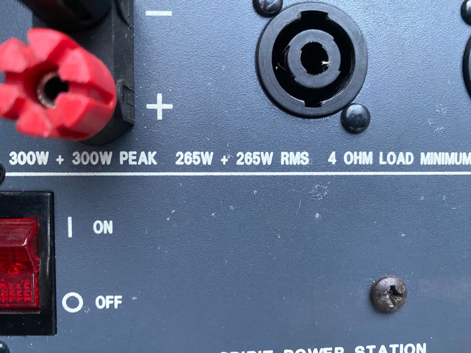 Soundcraft Powerstation mikser z końcówką mocy