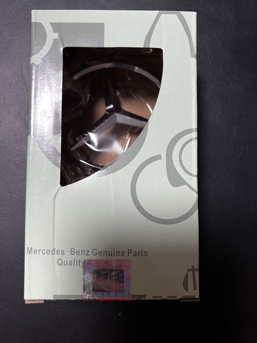 Emblema capot mercedes