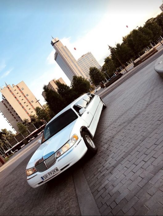 Wynajem Limuzyny na Studniowke 2025/2026 Panienkie , Kawalarskie