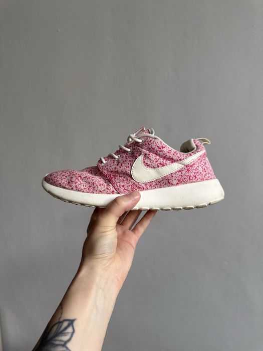 Buty Nike roshe run różowe 38