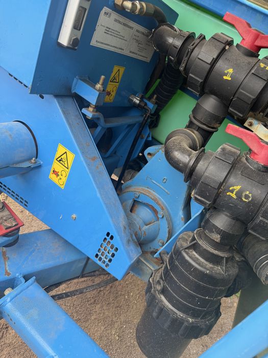 Opryskkwacz berthud czesci racer nowe opony hydraulika pompa jaskółka silowniki