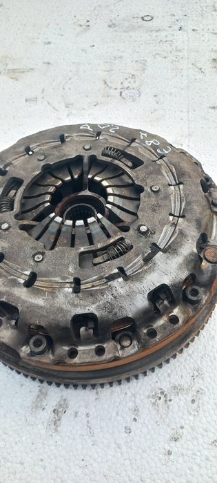 Демпферний маховик сцеплення C0704075 двухмасовий маховик bmw e87 2.0