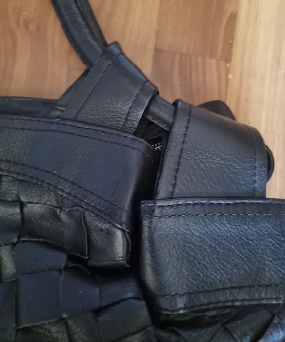 Кожаная плетеная сумка Luana Ferracuti