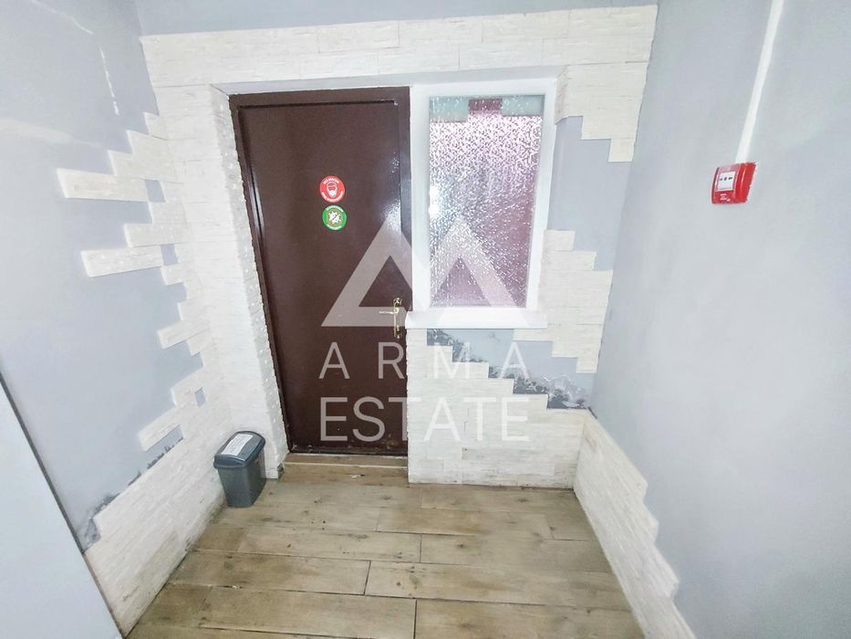 Продаж Торгова площа, ЖК Озерний Гай, Гатне