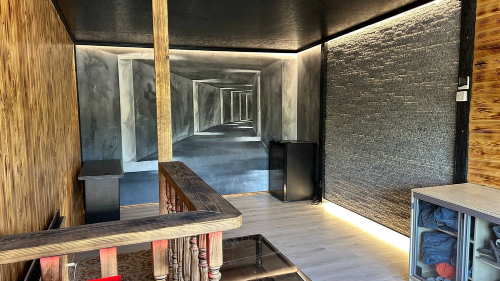 Сучасний приватизований гараж з кімнатою для відпочинку