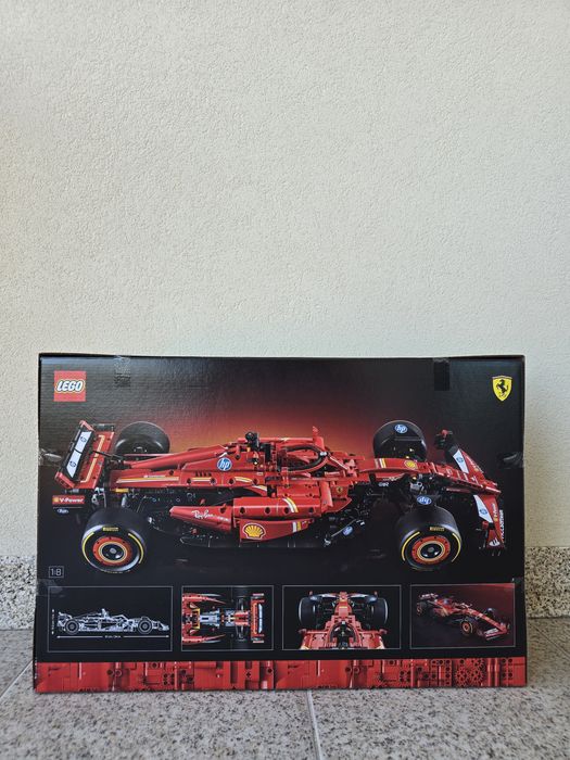 LEGO 42207 - Ferrari SF 24 F1 car