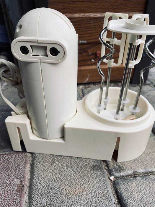 Збивалка електрична