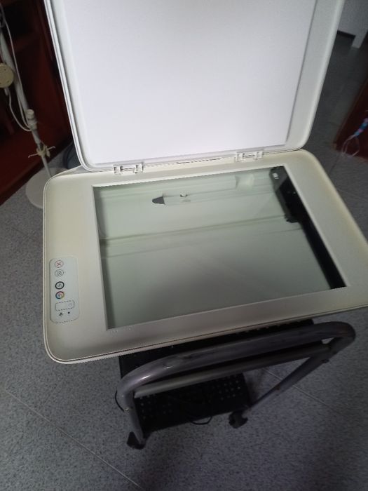 Impressora HP sem tinteiros