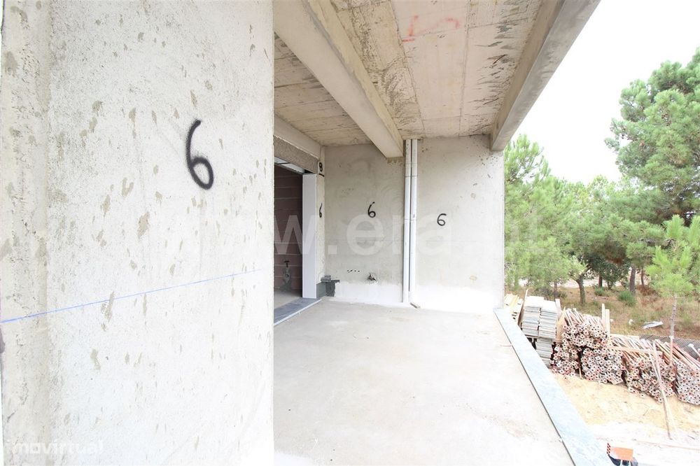 Apartamento T2 c/ varanda ; Pinhal General