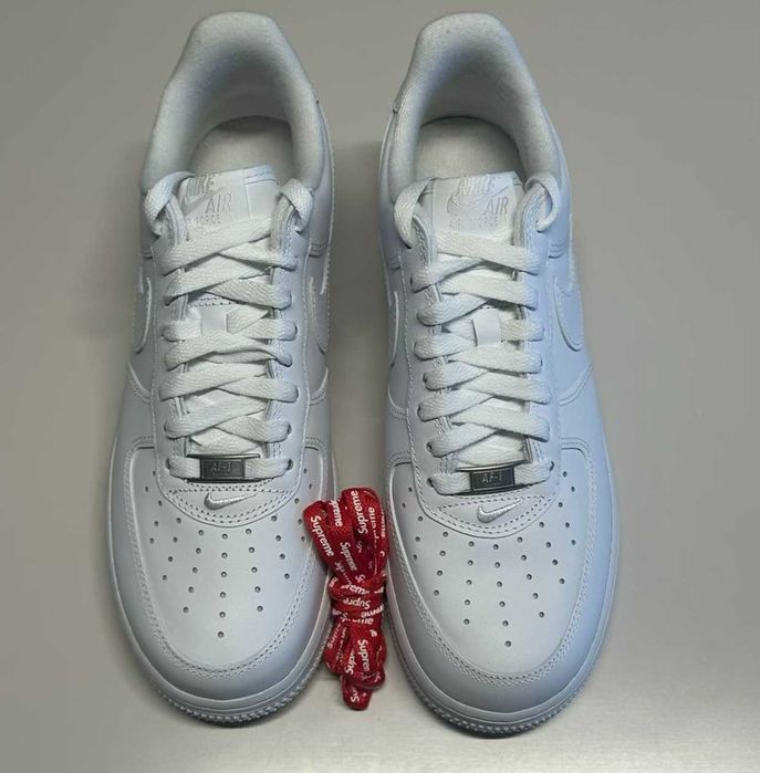 Buty Nike Air Force 1 Low Supreme Białe R.39