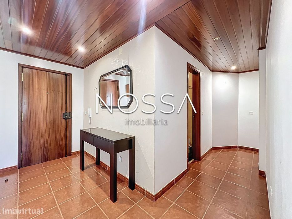 Apartamento T3 na Urb. Quinta das Serralheiras - Algueirão