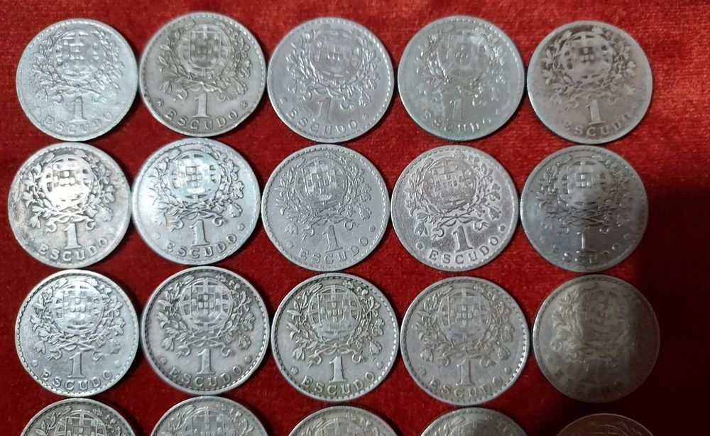 Coleção completa 1 escudos