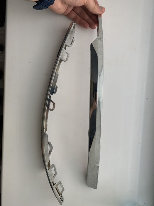 Молдинг бампера лівий 5NA853841D хром бампера vw tiguan 2