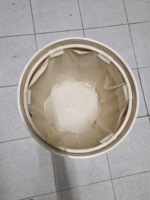 Cesto de roupa suja branco