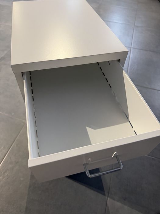 Тумбочки під стіл 7 штук