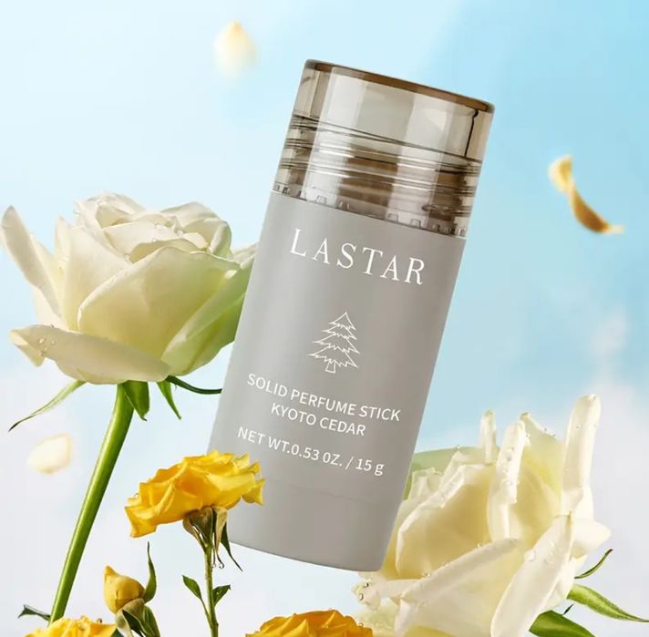 Компактний стійкий дезодорант Lastar кедр