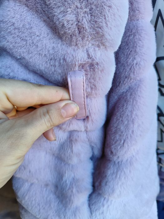 Желетка хутро для дівчинки