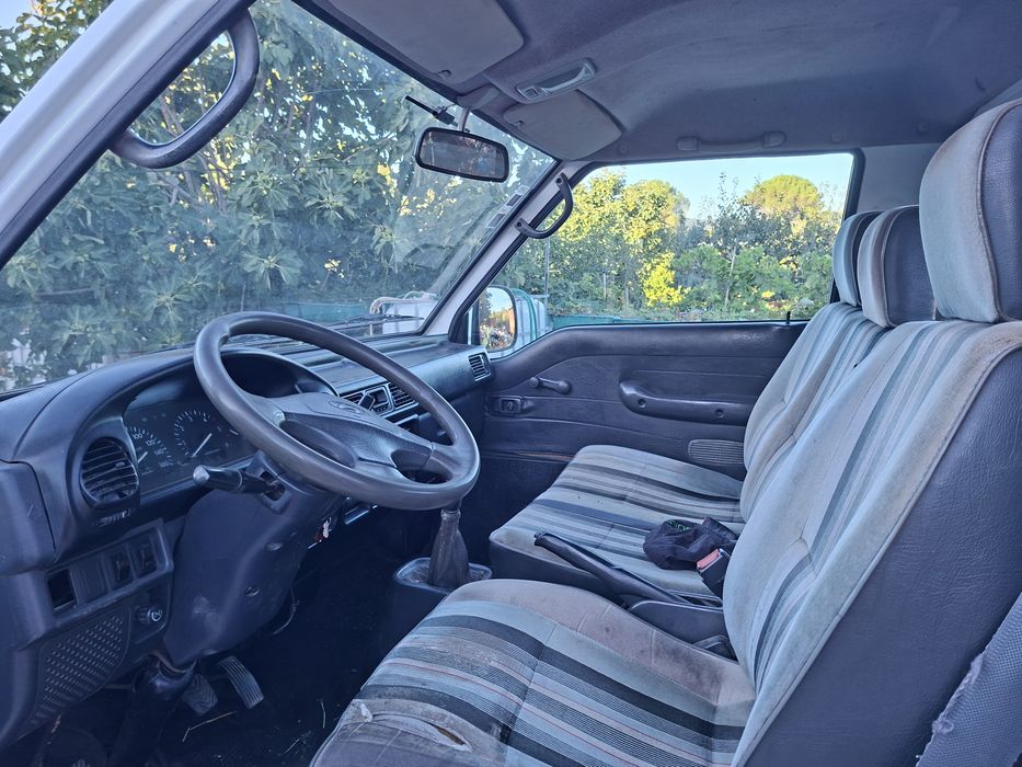 Hyundai     H100