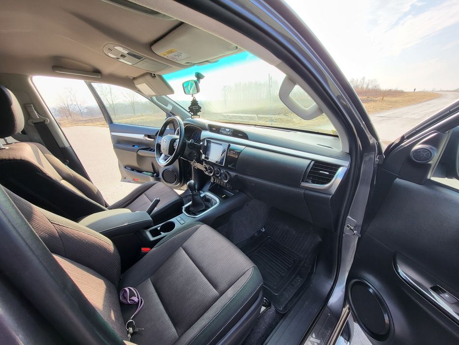 Toyota Hilux 2.4 diesel 4x4 reduktor zadbana