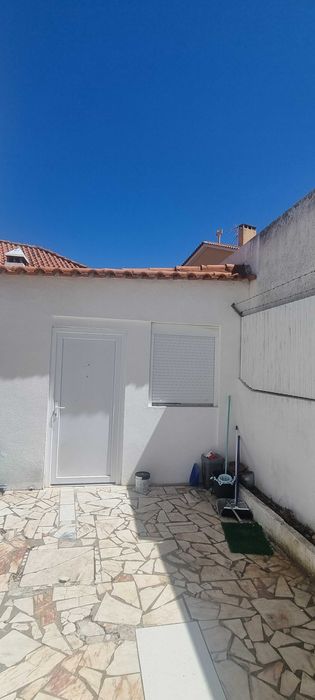 Arrendamento de T0, Despesas tudo incluído, 790 euros, . São domingos de Rana,