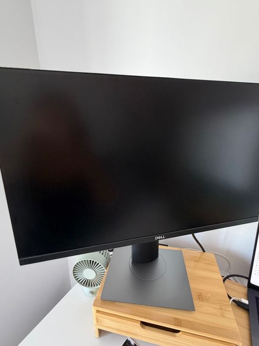 Monitor Dell P2419HC 24" Full HD – Como Novo / Com Caixa