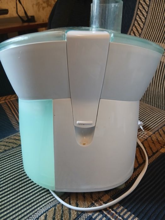 Продам соковыжималку Philips comfort  HR-1821