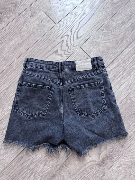Шорти pull and bear в ідеальному стані / ХС-С