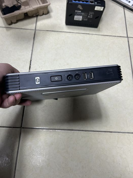 D-Link DIR-100 . D-  Link DIR-300