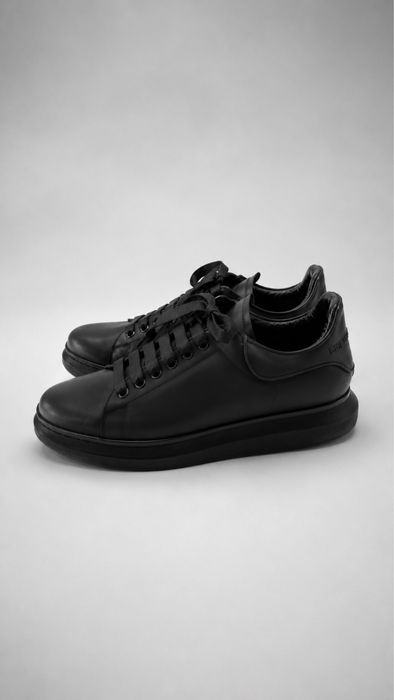 Продам кеди Alexander McQueen