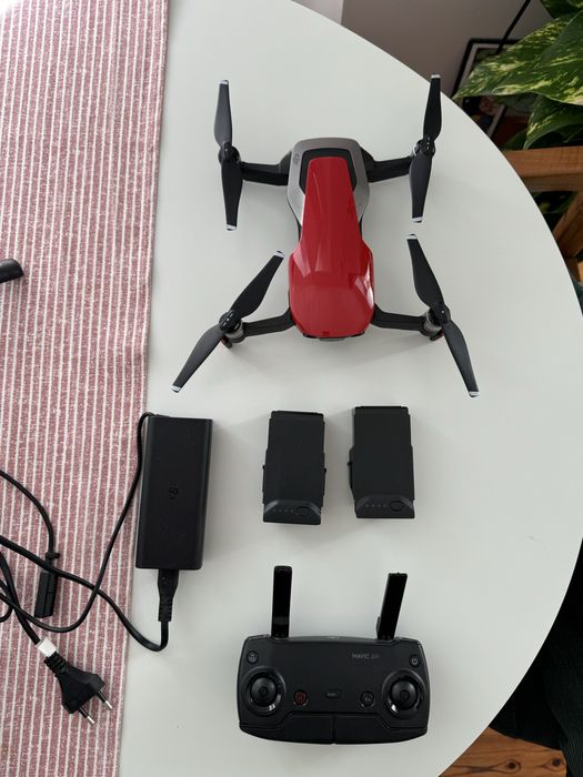 Drone DJI Mavic air + mala de viagem + tripe