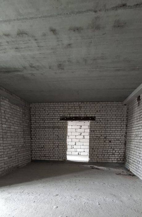 Продаж приміщення 66м² вул. Стуса