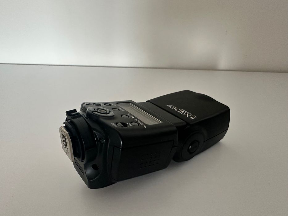 Фото спалах Speedlite 430 EX II вспышка